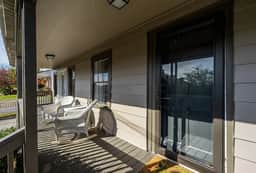 Downtown Bungalow by Mountain Oasis | Walking Distance to Square - Image 3