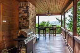 Luxury Lodge by Mountain Oasis | Luxury Views of North Georgia - Image 5