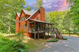 Rockin' River by Mountain Oasis | Trout Fishing Cabin Coosawatte - Image 5
