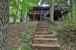 Dragonfly on the Cartecay by Mountain Oasis | Riverfront Cabin - Image 2