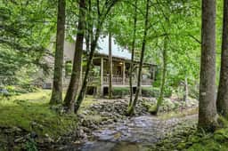 Creekside Fairytale Cabin by Mountain Oasis | Bear Creek Trail - Image 2