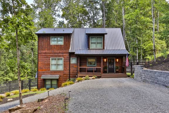 Francis Oaks by Mountain Oasis | Luxury Cabin in Coosawattee - Image 2