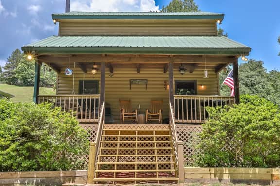 Cartecay Riverhouse by Mountain Oasis | Rustic Riverfront Cabin - Image 4