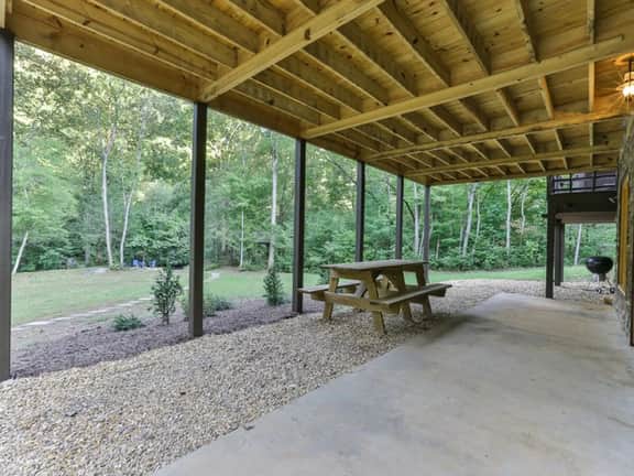 Southern Grace by Mountain Oasis | Creekfront Trout Fishing - Image 4