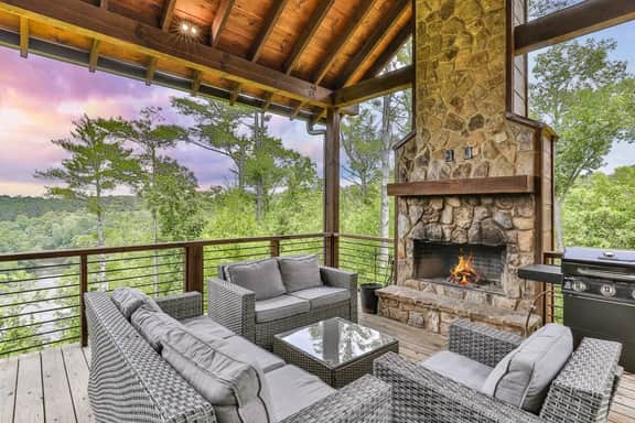 Mountain River Lodge | River View Cabin in Ellijay - Image 2