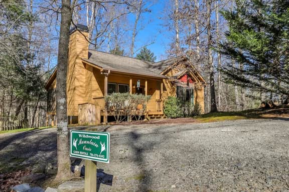 Wildwood by Mountain Oasis | Cozy Ellijay Cabin with Hot Tub - Image 2