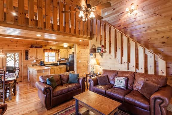 Honeybear Lodge by Mountain Oasis | Luxury Blue Ridge Cabin - Image 5