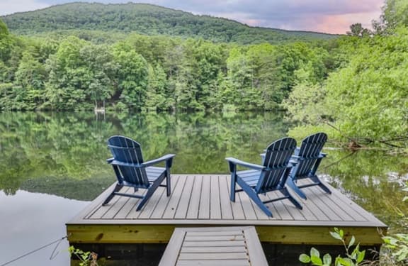 LallyBroch on the Lake by Mountain Oasis | Lakefront Cabin - Image 1
