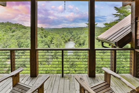 Mountain River Lodge | River View Cabin in Ellijay - Image 1