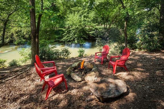 Cartecay Fever by Mountain Oasis | Riverfront Cabin in Ellijay - Image 1