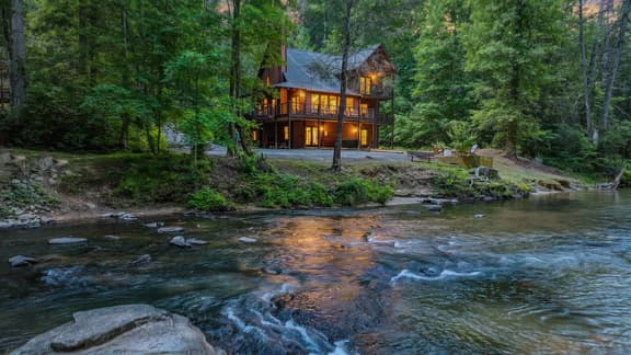 Rockin' River by Mountain Oasis | Trout Fishing Cabin Coosawatte - Image 1