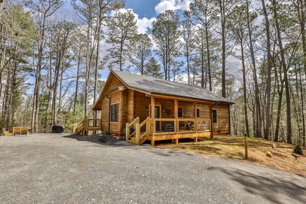 Handpicked Cabins
