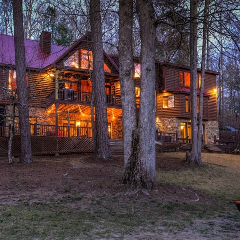 River's Bend Lodge by Mountain Oasis | Riverfront in Coosawattee