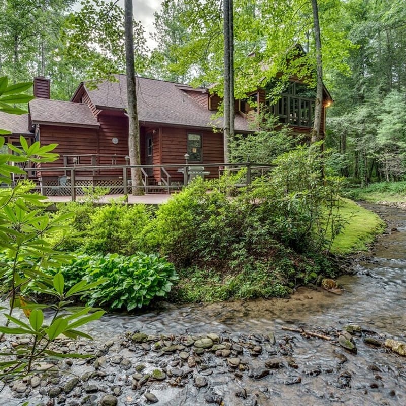 Mountain Waters Lodge-Creekfront, Hiking, Chef's Kitchen