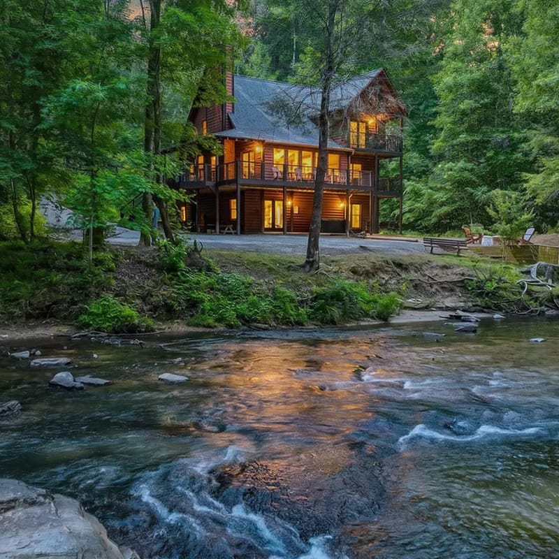 Rockin' River by Mountain Oasis | Trout Fishing Cabin Coosawatte