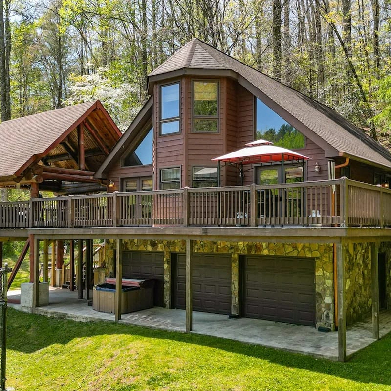 Yogi's Hideaway- Bear Creek & Pinhoti Trails, Pickleball